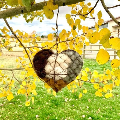 Manto™ Handmade Alpaca Fiber Bird Nesting Heart for Hummingbirds